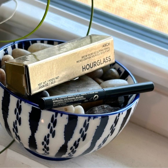 NIB HOURGLASS Arch Brow Micro Sculpting Eyebrow Pencil Travel Size Dark Brunette - Picture 10 of 11